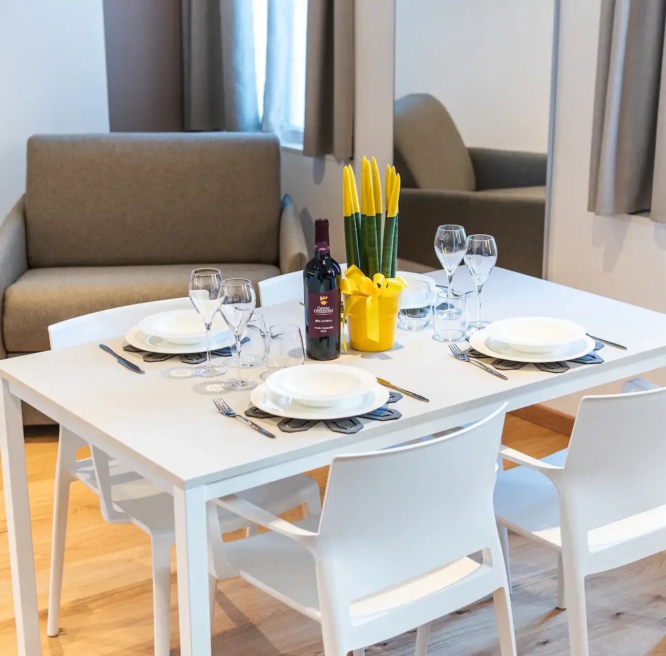 Tavola Preparata - Stark - Progress Asolo Apartments